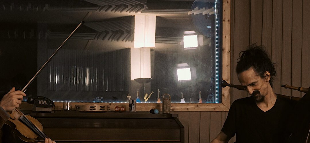 tradethik productions slider cadene